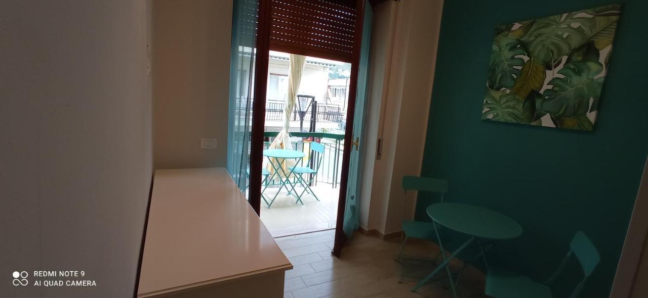 Ad Un Passo Dal Mare Bed & Breakfast Praia a Mare Eksteriør bilde