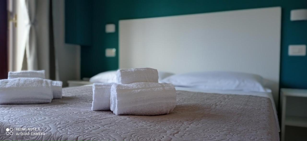 Ad Un Passo Dal Mare Bed & Breakfast Praia a Mare Eksteriør bilde