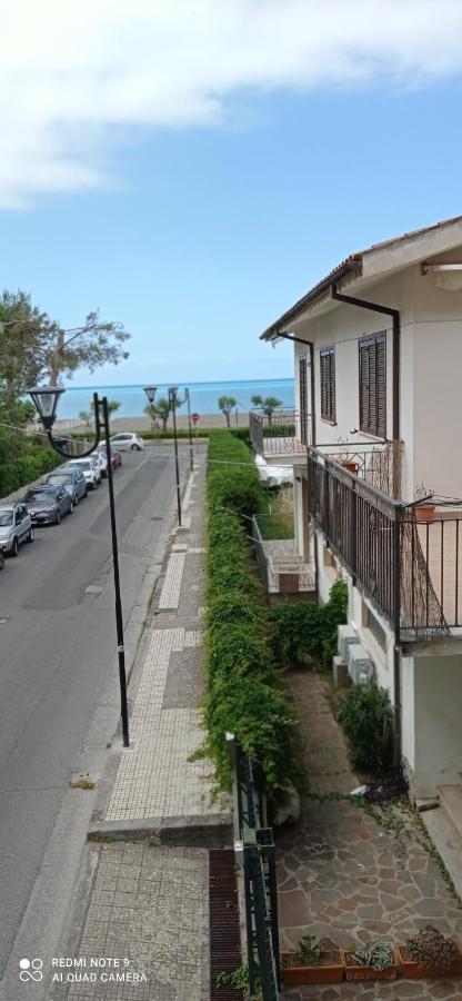 Ad Un Passo Dal Mare Bed & Breakfast Praia a Mare Eksteriør bilde