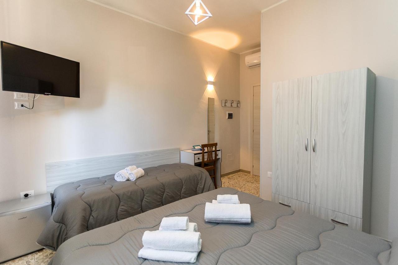Ad Un Passo Dal Mare Bed & Breakfast Praia a Mare Eksteriør bilde