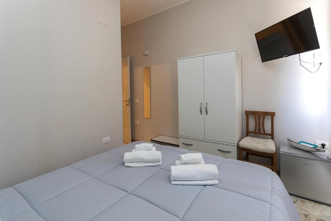 Ad Un Passo Dal Mare Bed & Breakfast Praia a Mare Eksteriør bilde