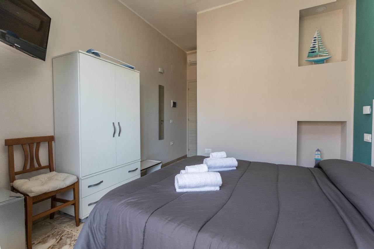 Ad Un Passo Dal Mare Bed & Breakfast Praia a Mare Eksteriør bilde