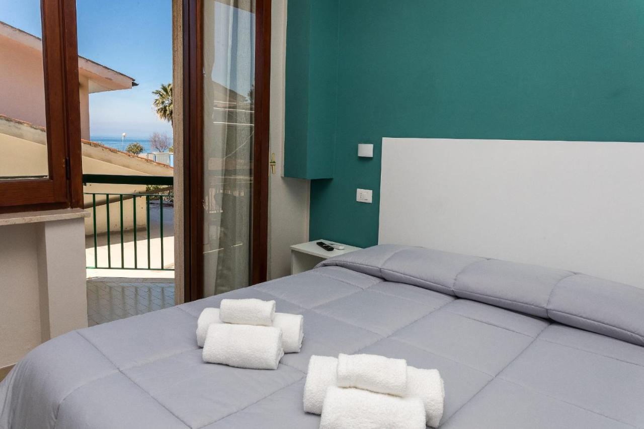 Ad Un Passo Dal Mare Bed & Breakfast Praia a Mare Eksteriør bilde